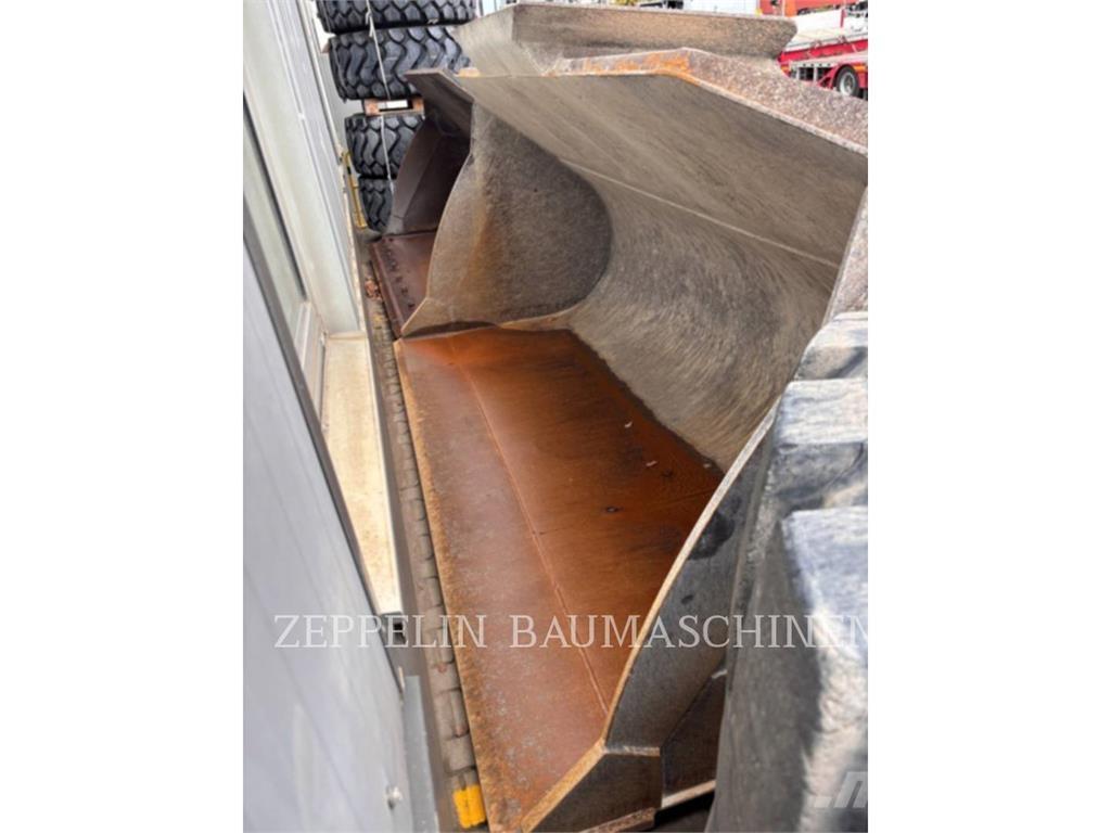 CAT 980M Naudoti ratiniai krautuvai