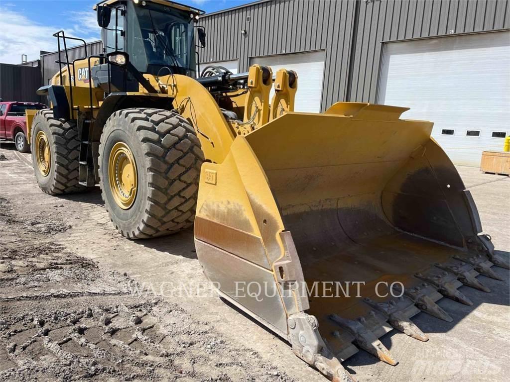 CAT 982 Naudoti ratiniai krautuvai