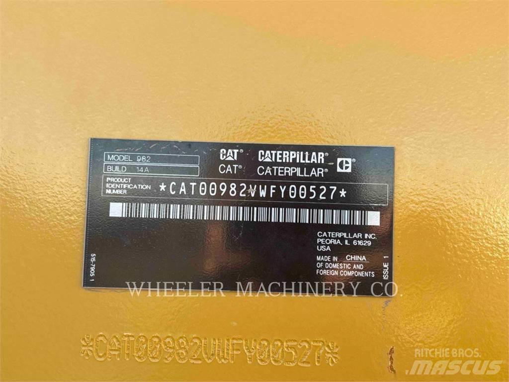 CAT 982 Naudoti ratiniai krautuvai