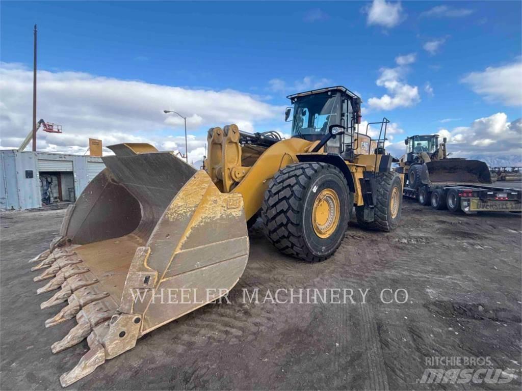 CAT 982 Naudoti ratiniai krautuvai