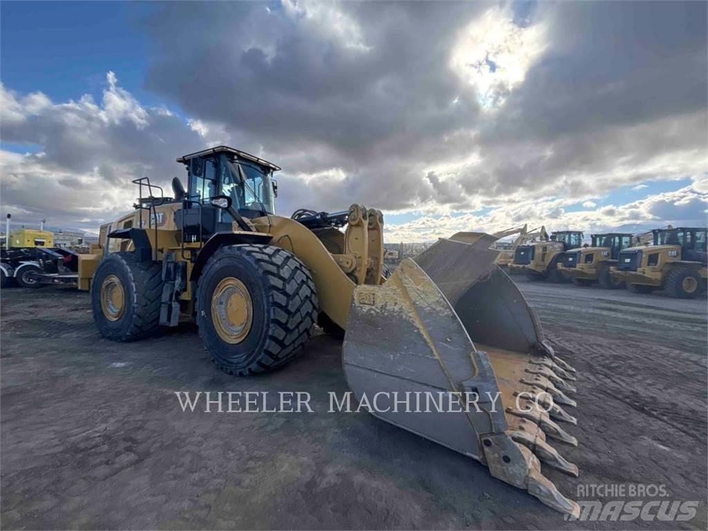 CAT 982 Naudoti ratiniai krautuvai