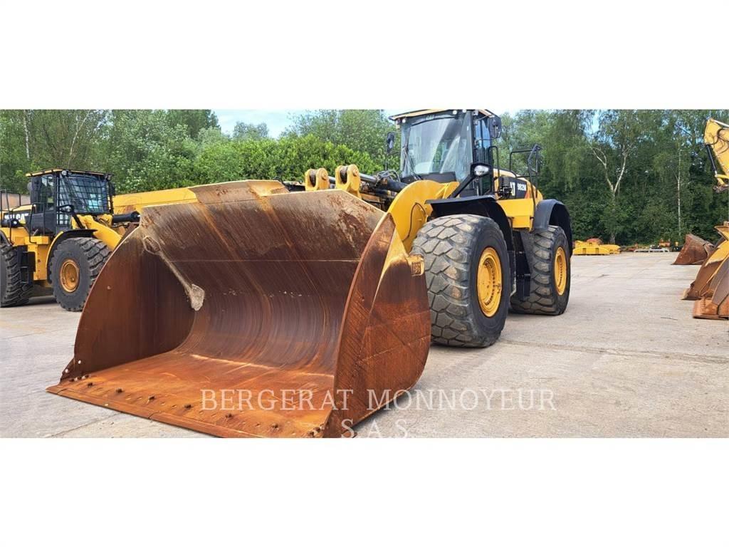 CAT 982M Naudoti ratiniai krautuvai