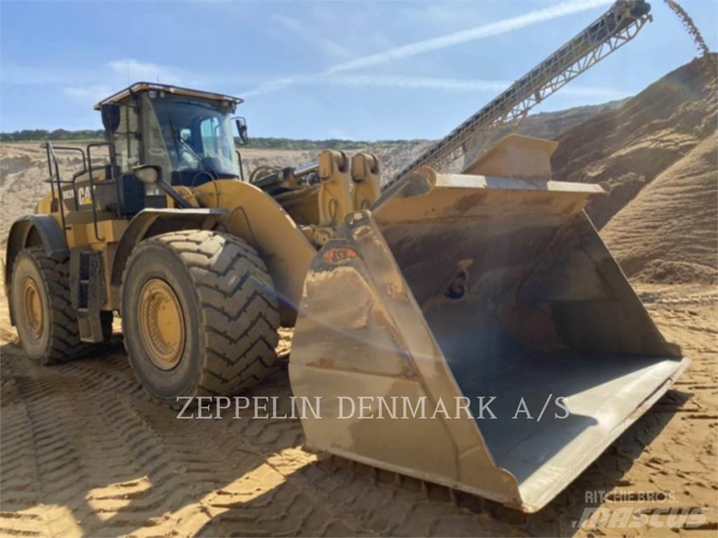 CAT 982M Naudoti ratiniai krautuvai