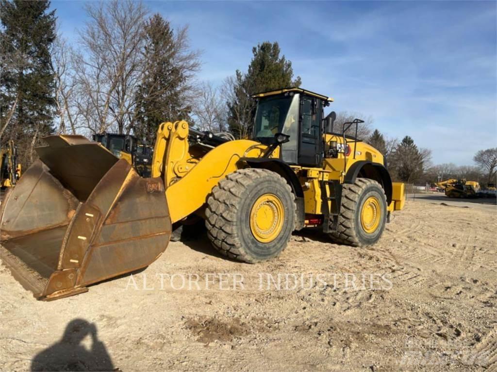 CAT 982M Naudoti ratiniai krautuvai