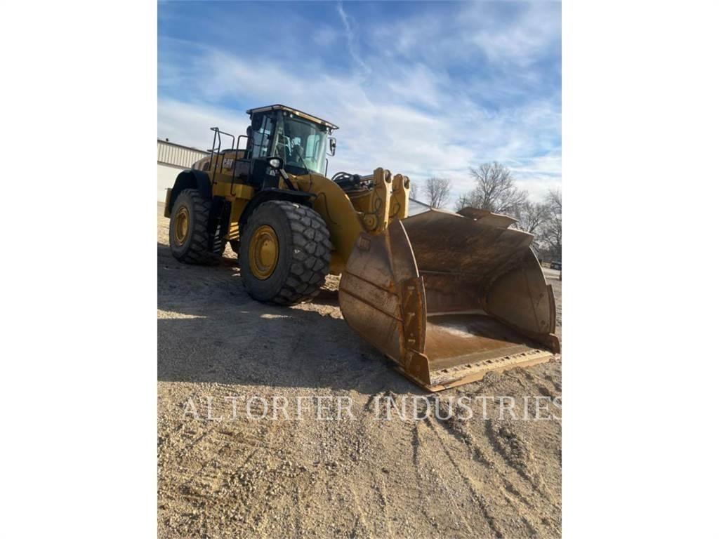 CAT 982M Naudoti ratiniai krautuvai