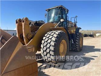 CAT 982M Naudoti ratiniai krautuvai