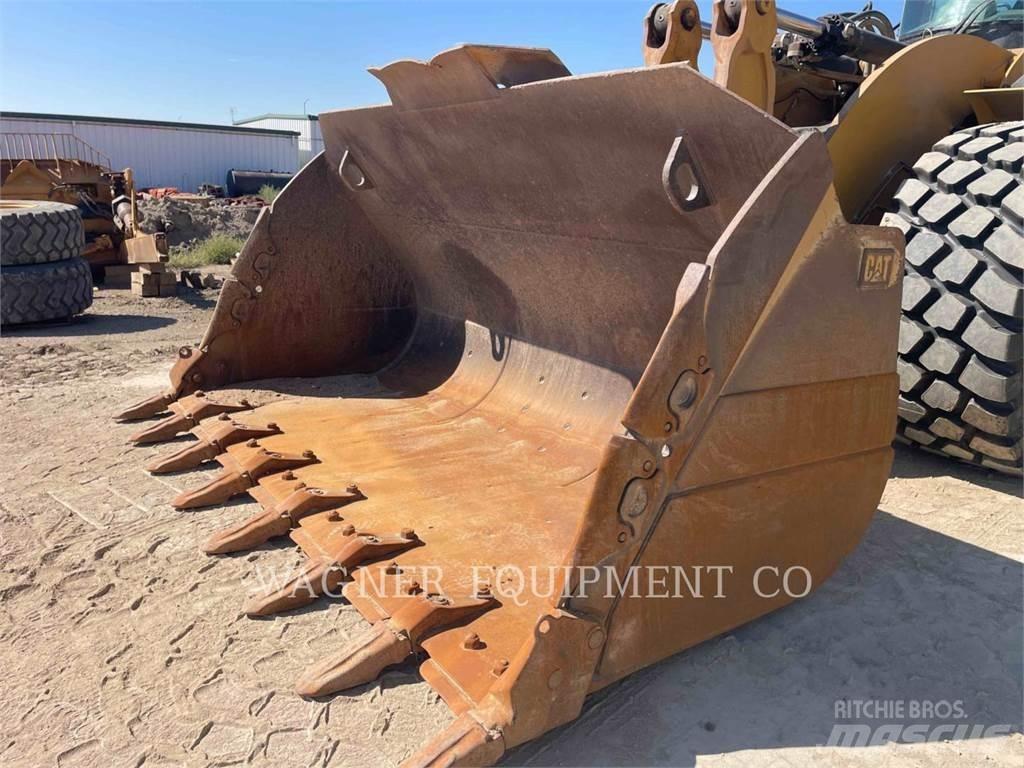 CAT 982M Naudoti ratiniai krautuvai