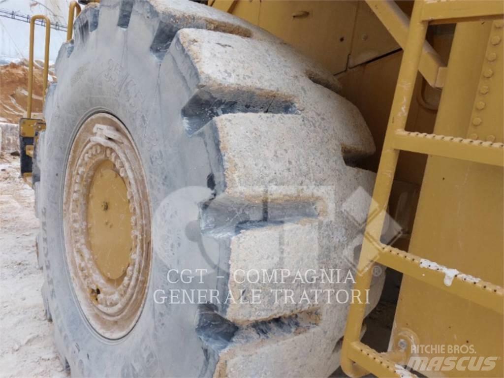 CAT 988G Naudoti ratiniai krautuvai