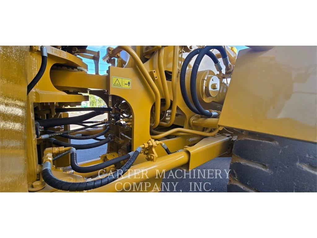 CAT 988H RBLD Naudoti ratiniai krautuvai