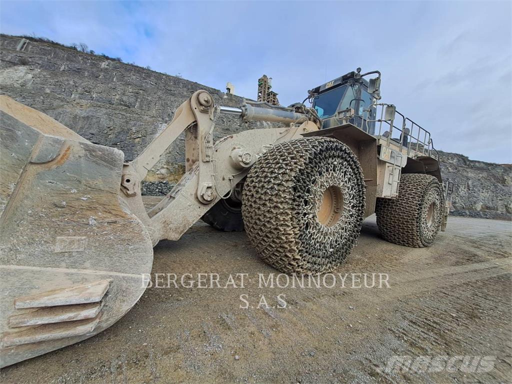 CAT 992K Naudoti ratiniai krautuvai