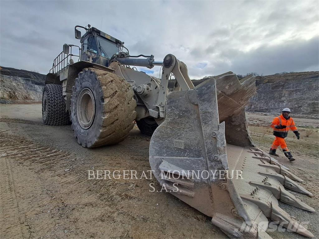 CAT 992K Naudoti ratiniai krautuvai