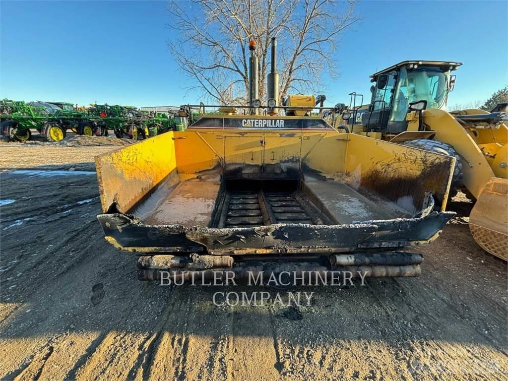 CAT AP-1000B Asfalto klotuvai