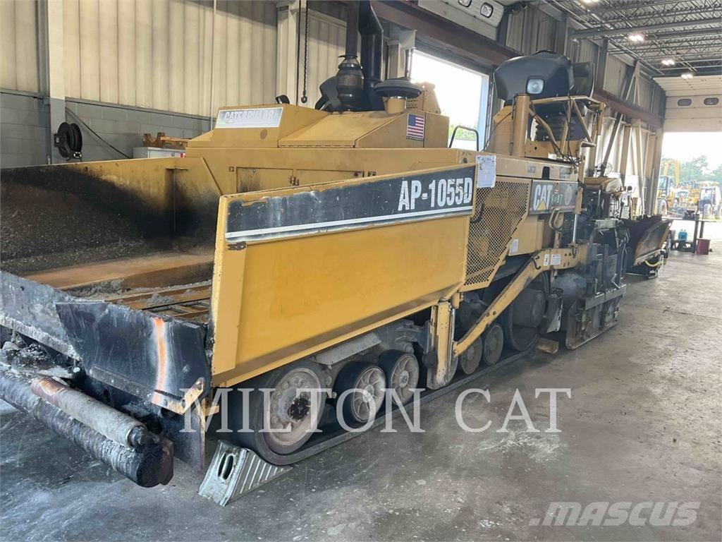 CAT AP-1055D Asfalto klotuvai