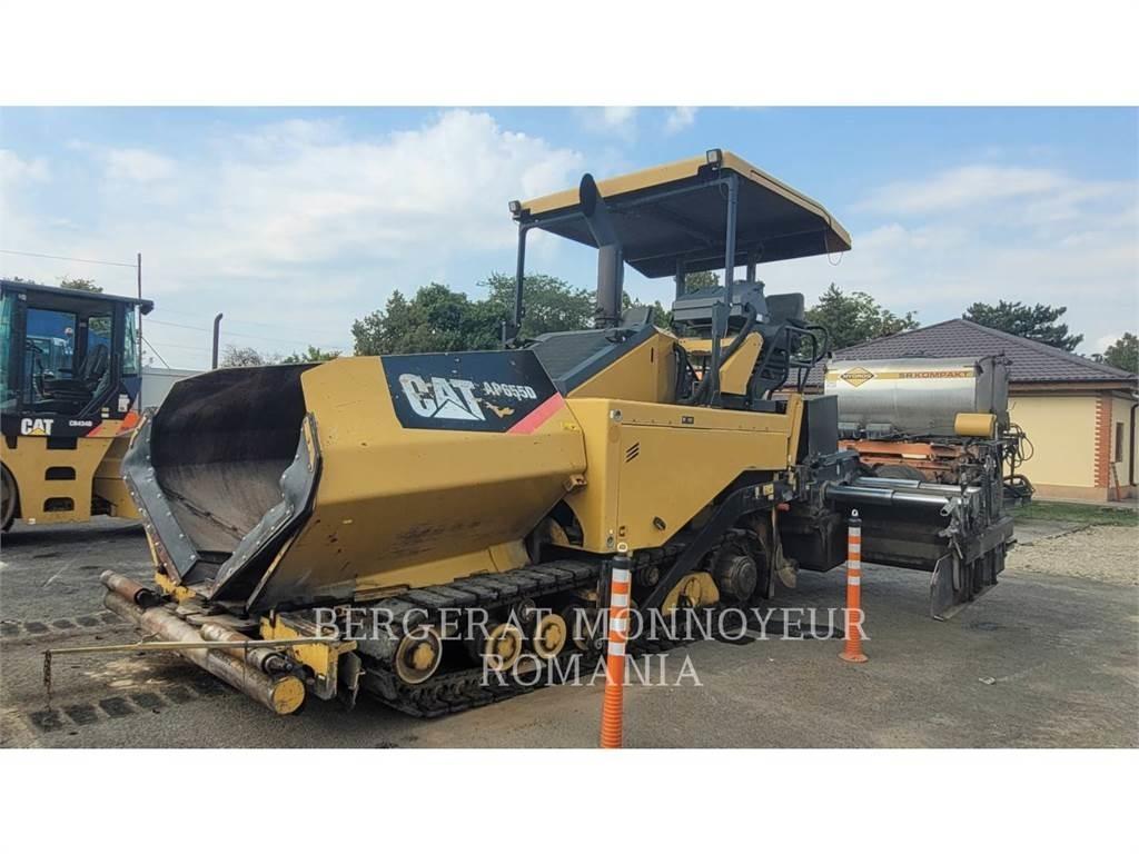 CAT AP-655D Asfalto klotuvai
