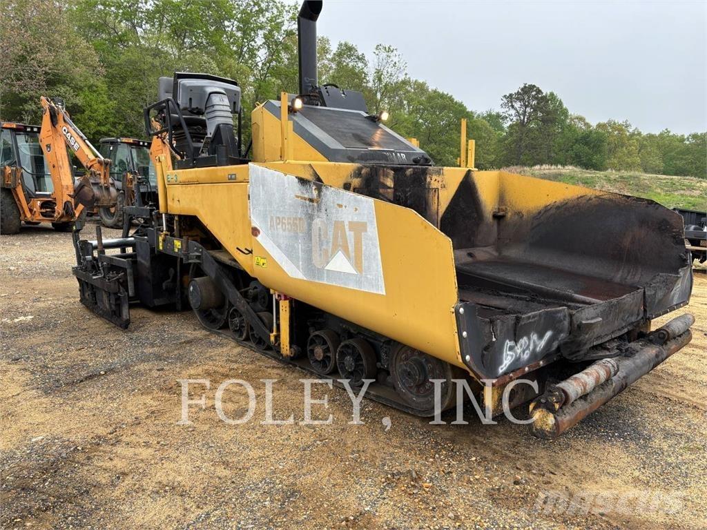 CAT AP-655D Asfalto klotuvai