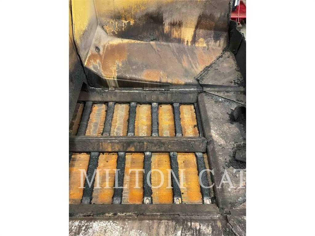 CAT AP1000E Asfalto klotuvai