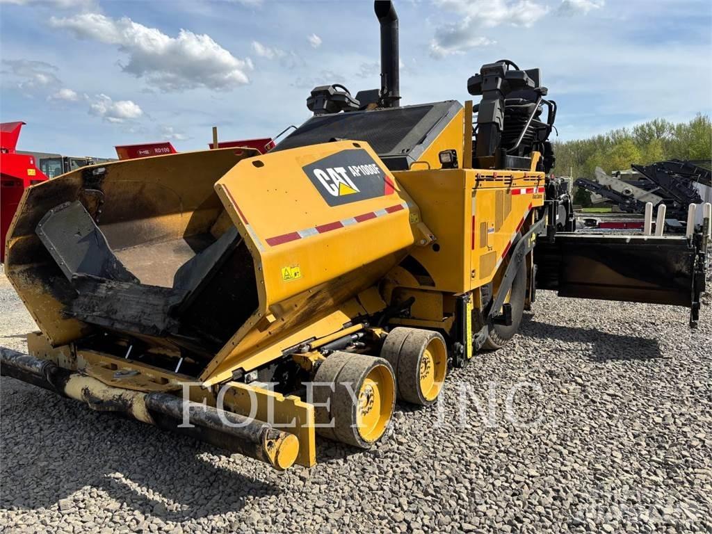 CAT AP1000F Asfalto klotuvai