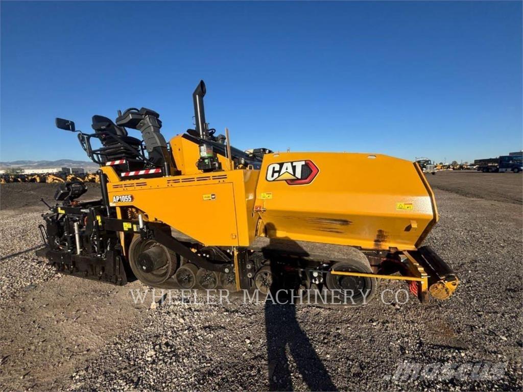 CAT AP1055 Asfalto klotuvai