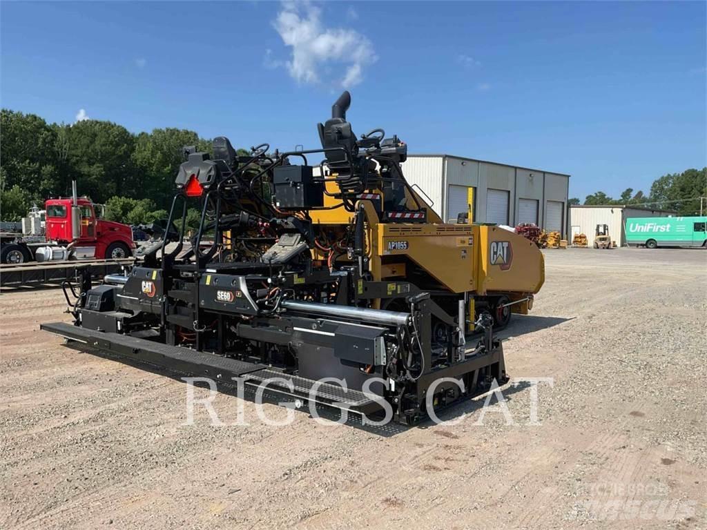 CAT AP1055 Asfalto klotuvai