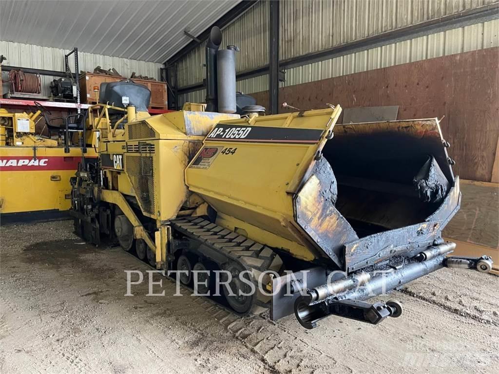 CAT AP1055D Asfalto klotuvai