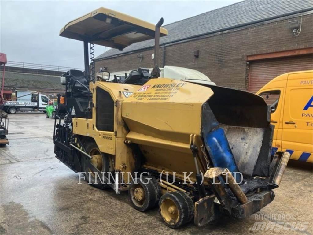 CAT AP300F Asfalto klotuvai