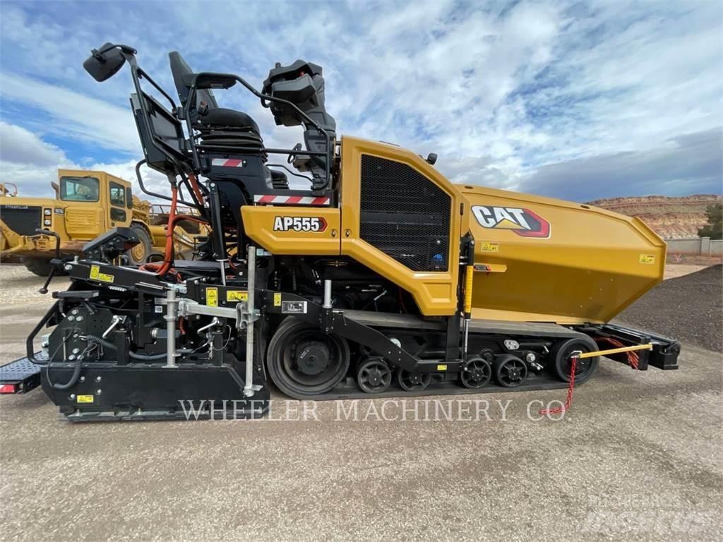 CAT AP555 Asfalto klotuvai
