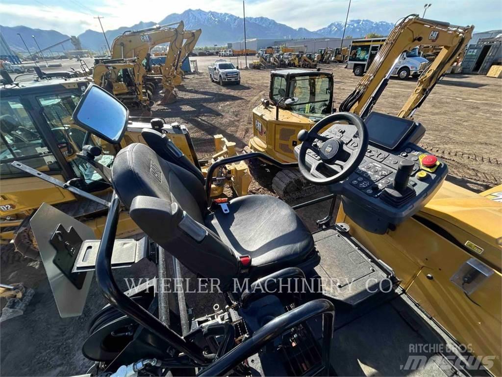 CAT AP555 Asfalto klotuvai