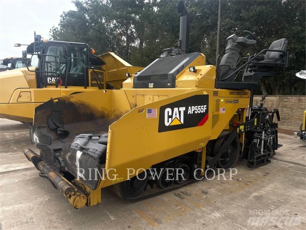 CAT AP555F Asfalto perdirbimo technika