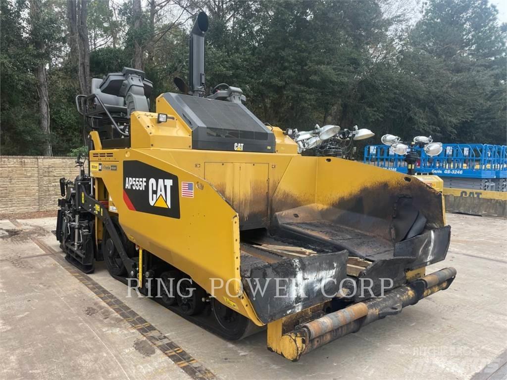 CAT AP555F Asfalto perdirbimo technika