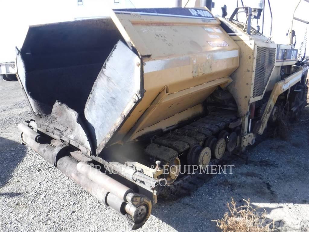 CAT AP650B Asfalto klotuvai