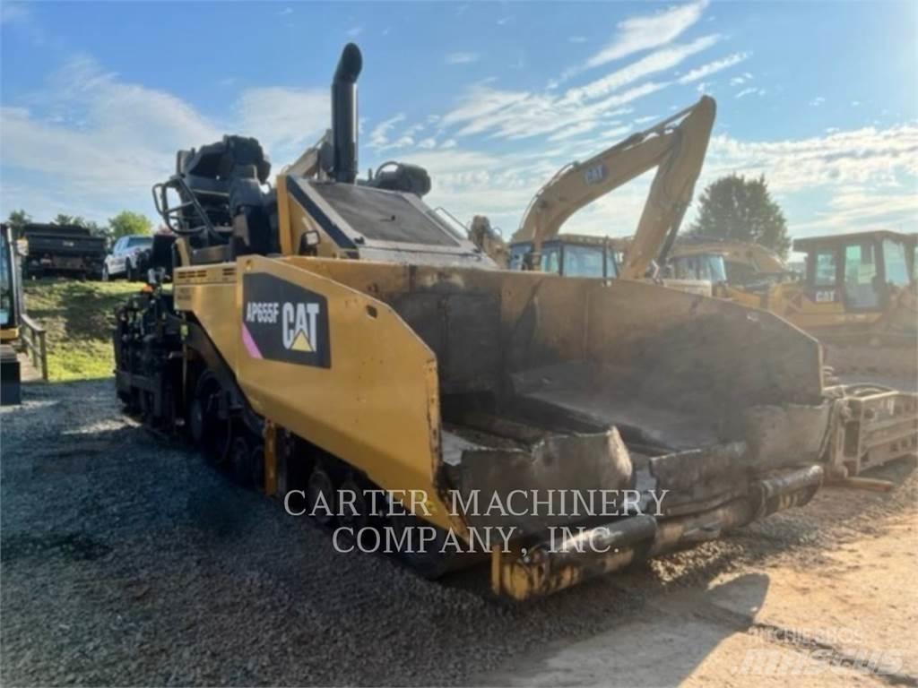 CAT AP655F Asfalto klotuvai
