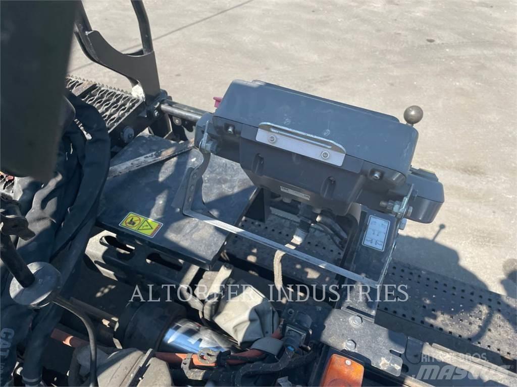 CAT AP655F Asfalto klotuvai