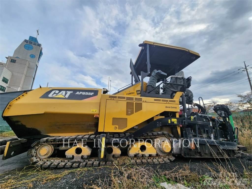 CAT AP655F Asfalto klotuvai