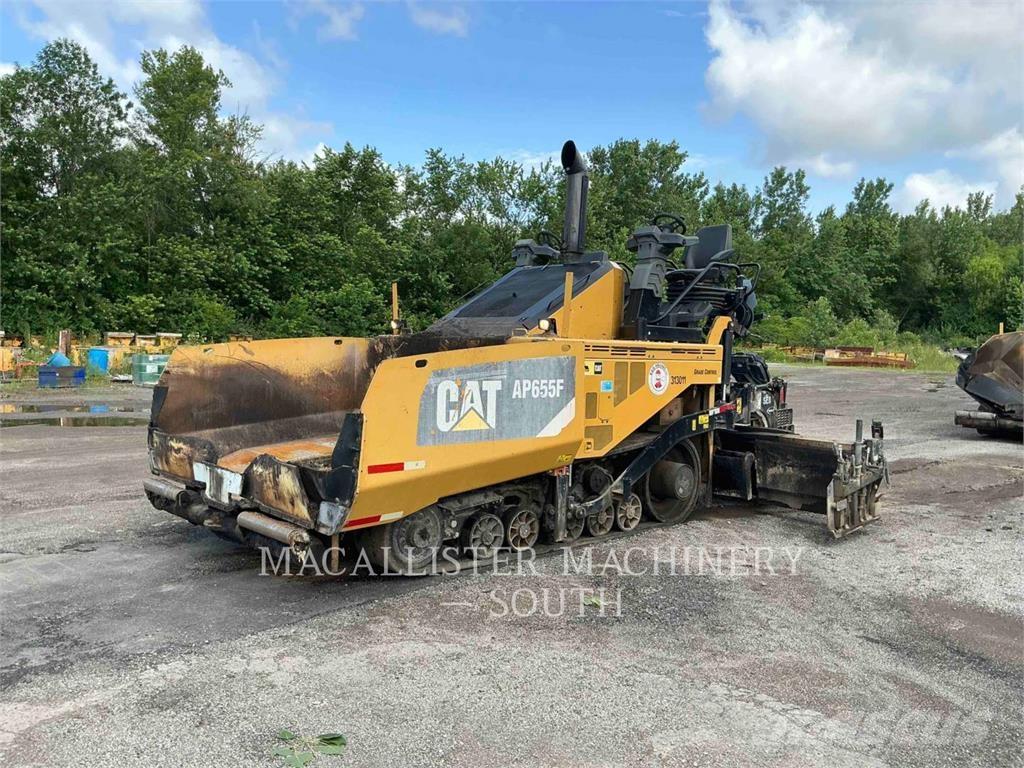 CAT AP655F Asfalto klotuvai