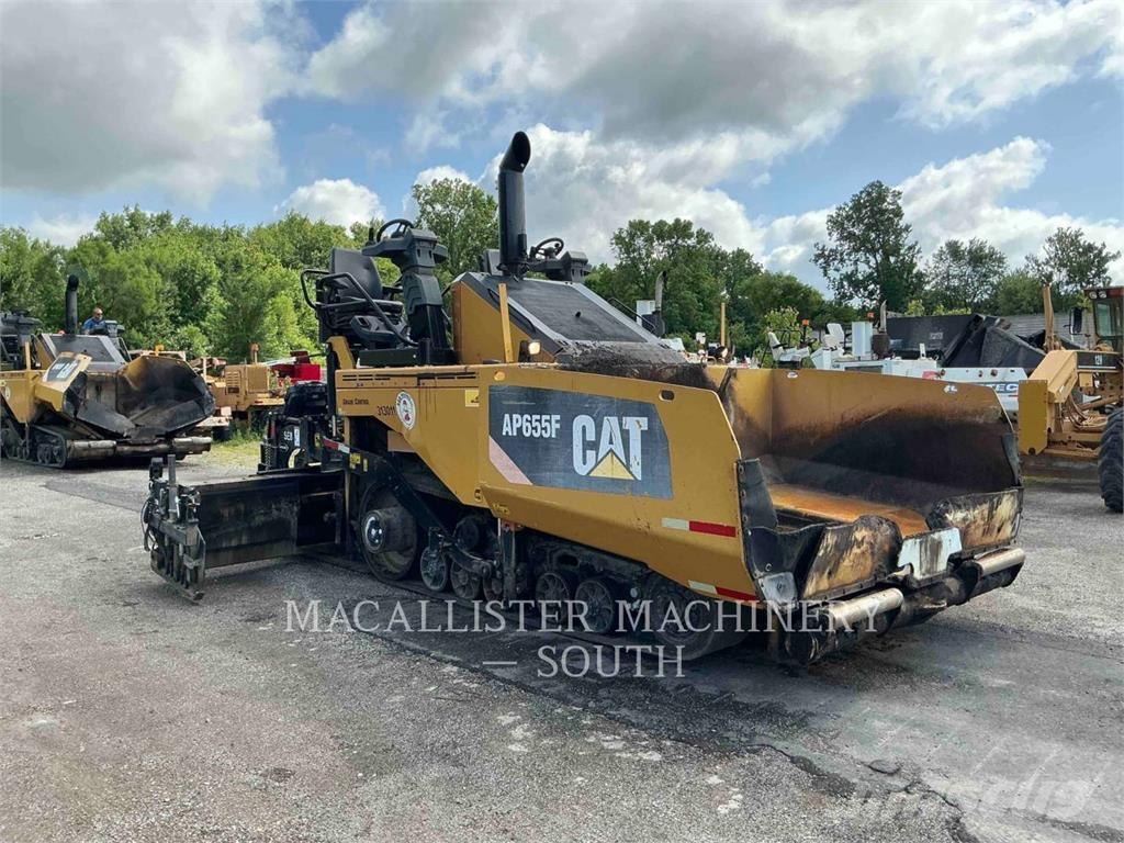 CAT AP655F Asfalto klotuvai
