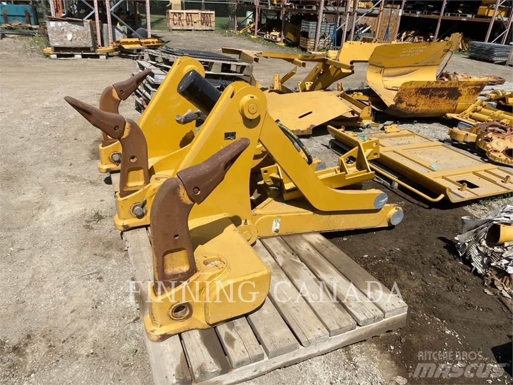 CAT ATTACHMENTS D6T Kultivatoriai-purentuvai