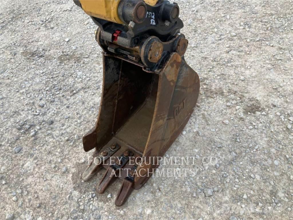 CAT BK302P12 Vikšriniai ekskavatoriai