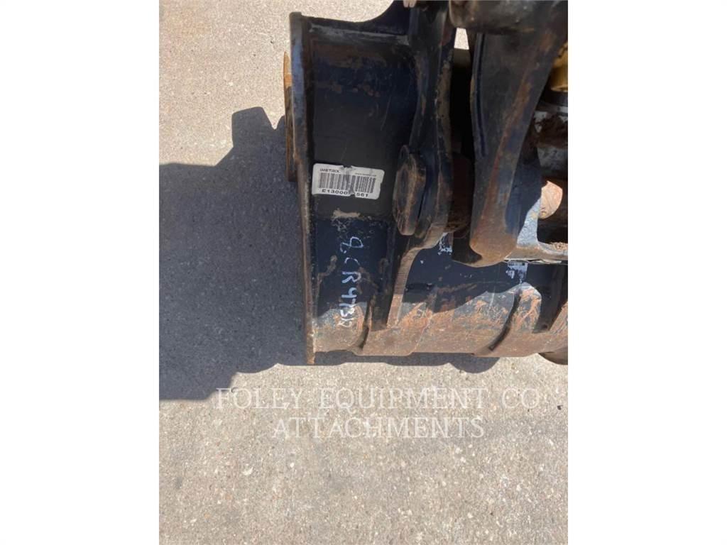 CAT BK302P18 Vikšriniai ekskavatoriai
