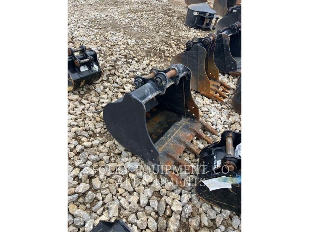 CAT BK303P32 Vikšriniai ekskavatoriai