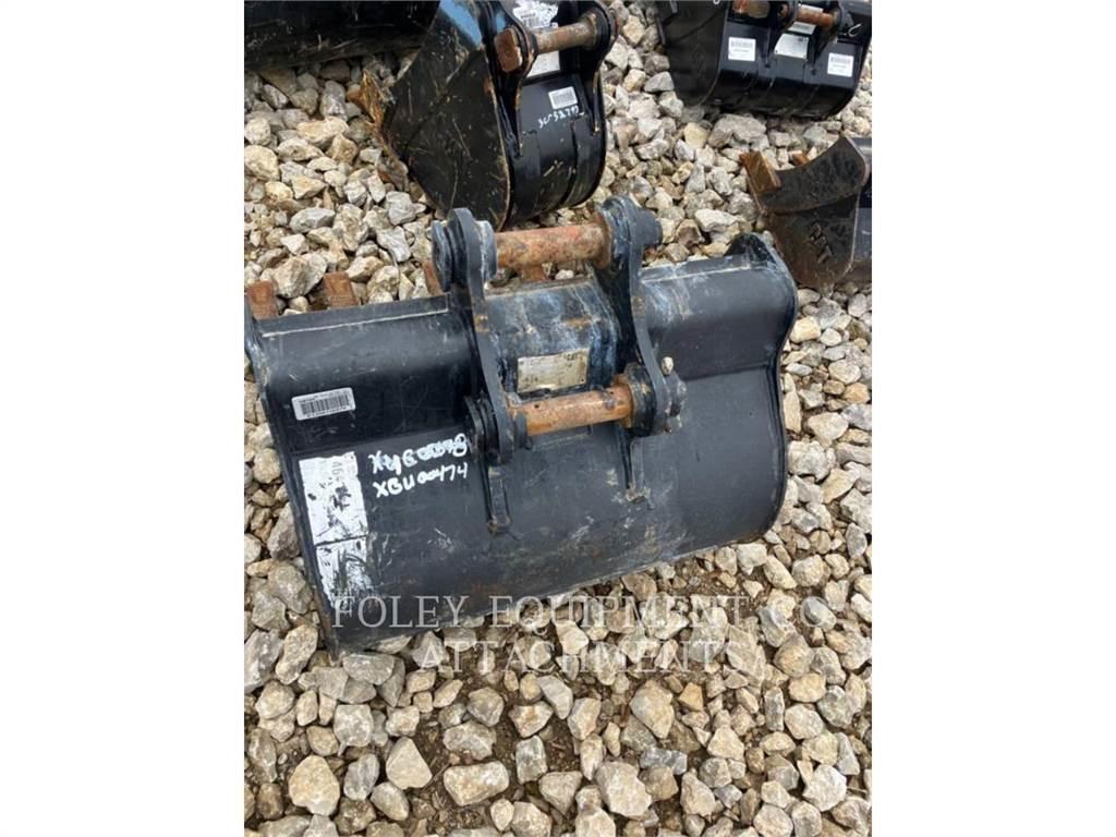 CAT BK303P32 Vikšriniai ekskavatoriai