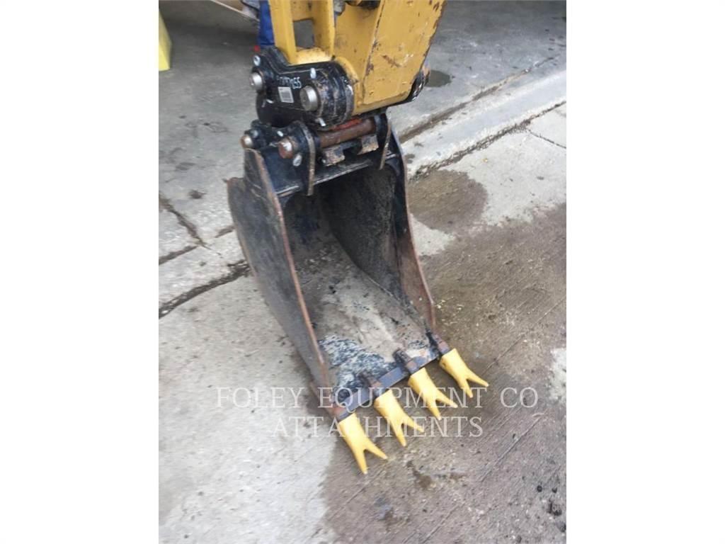 CAT BK305P18 Vikšriniai ekskavatoriai