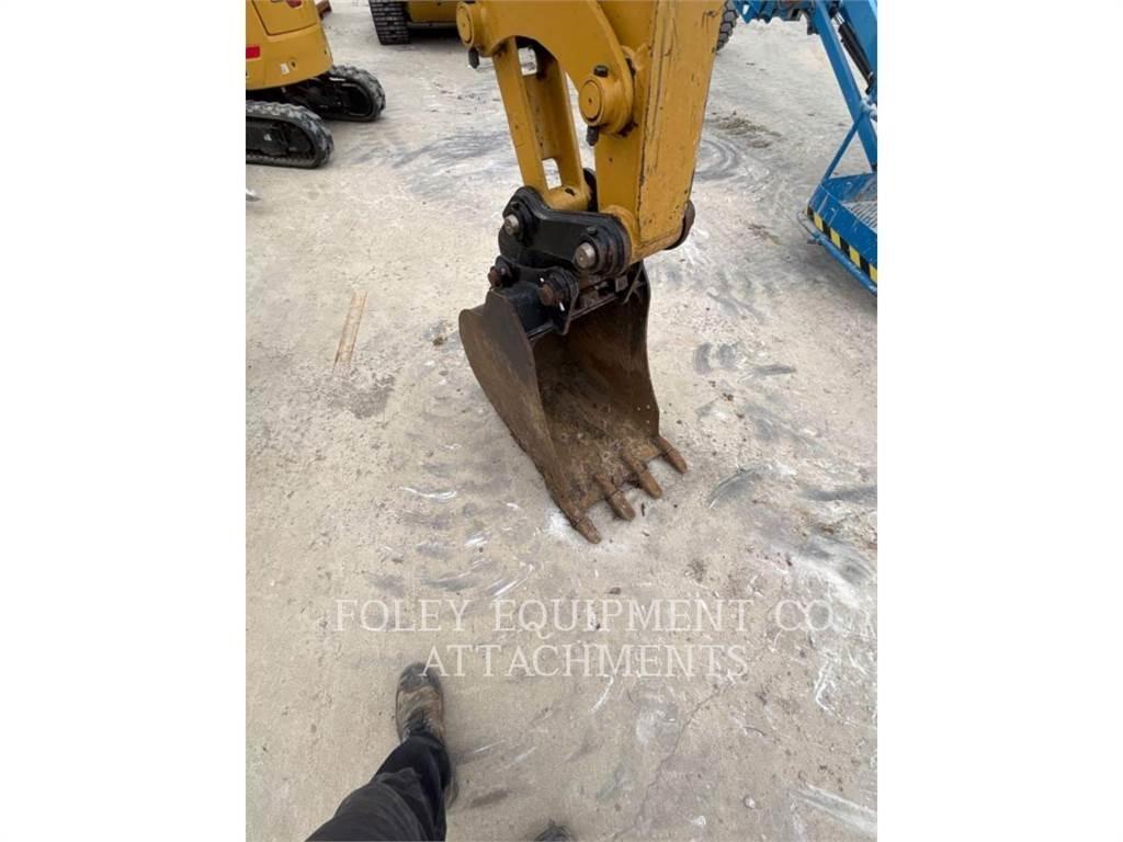 CAT BK305P20 Vikšriniai ekskavatoriai