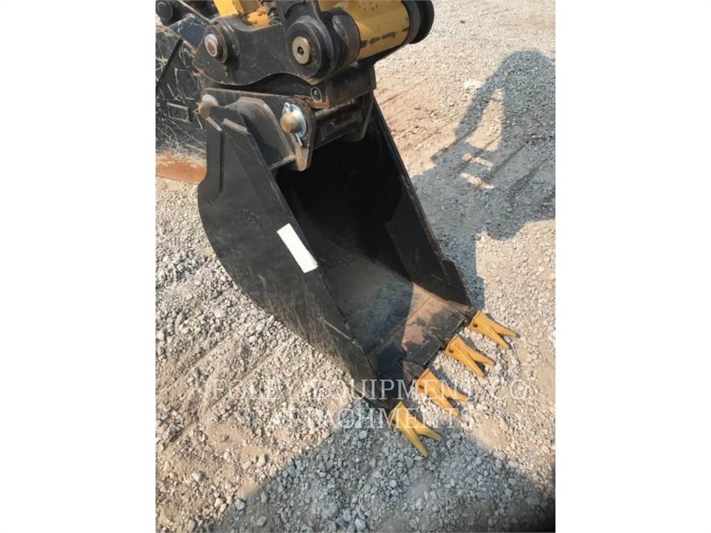CAT BK310P24 Vikšriniai ekskavatoriai