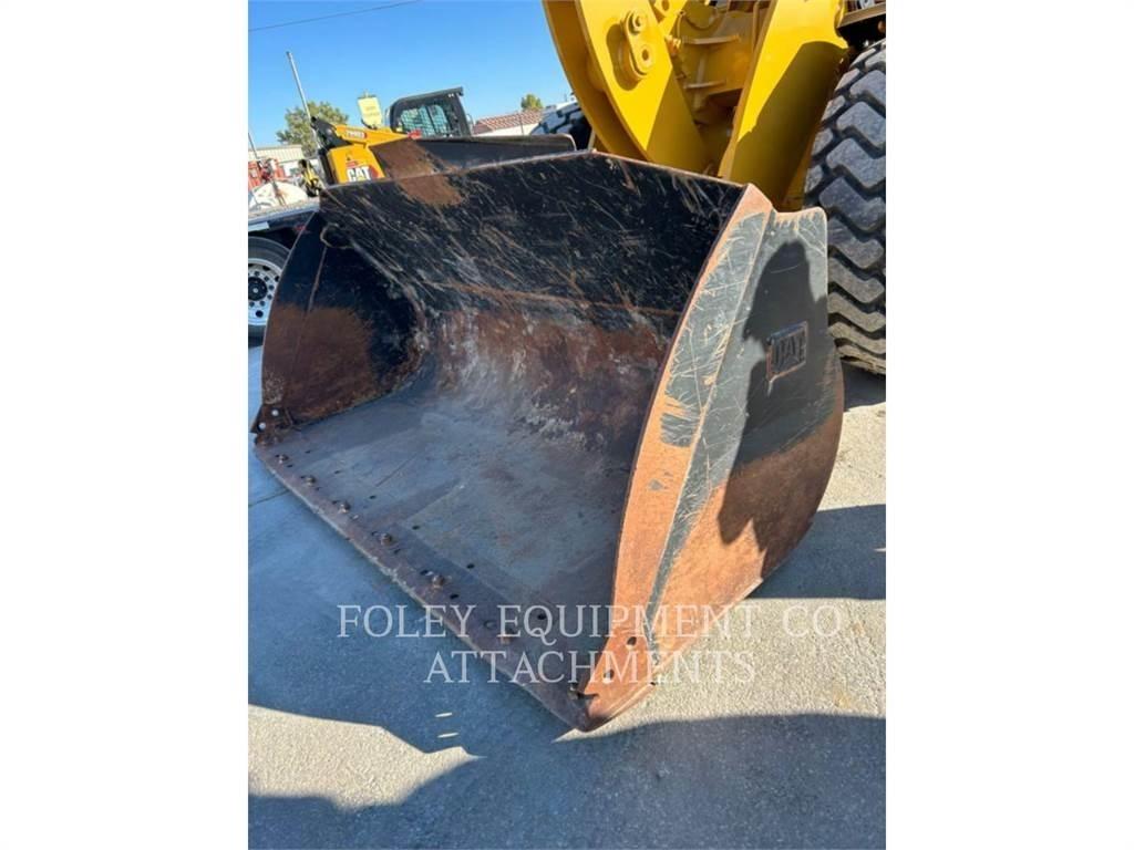 CAT BK38F35GP Naudoti ratiniai krautuvai