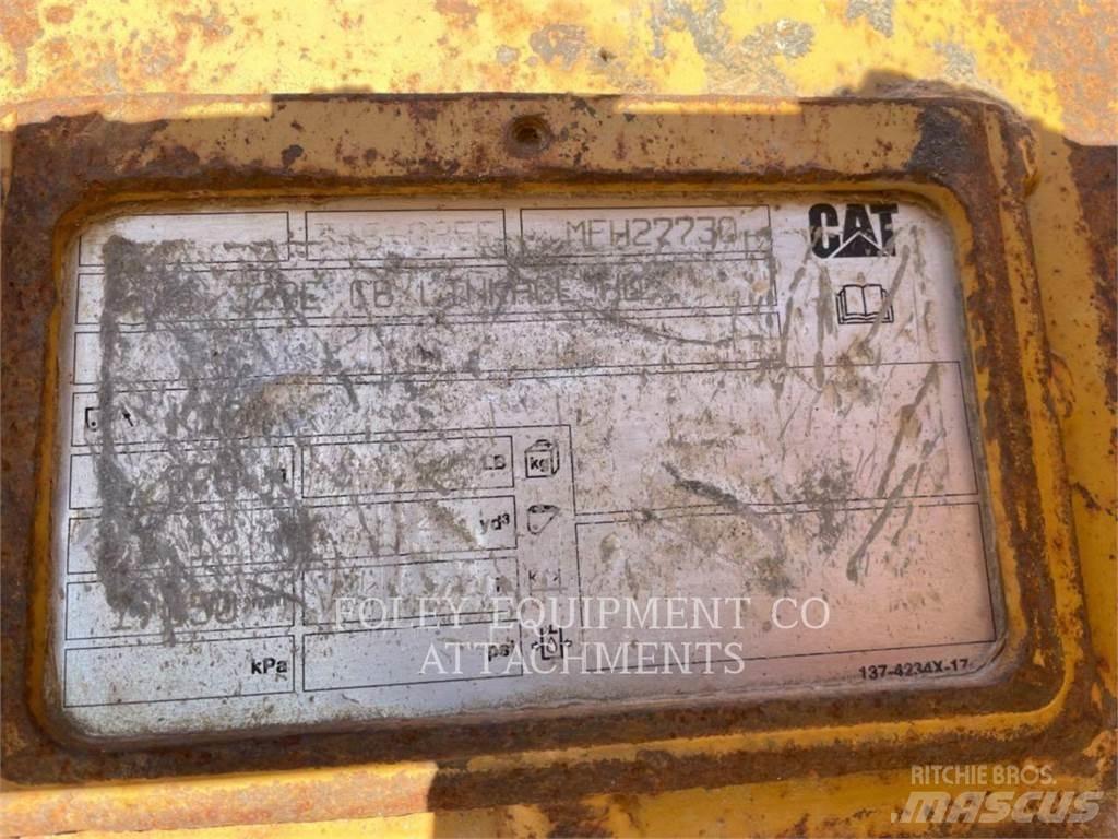 CAT BKHEXPCB42 Vikšriniai ekskavatoriai