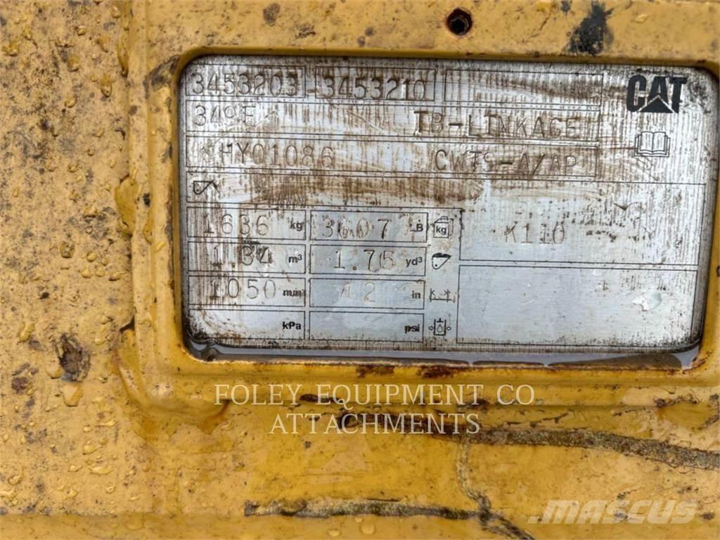 CAT BKHEXPTB42 Vikšriniai ekskavatoriai