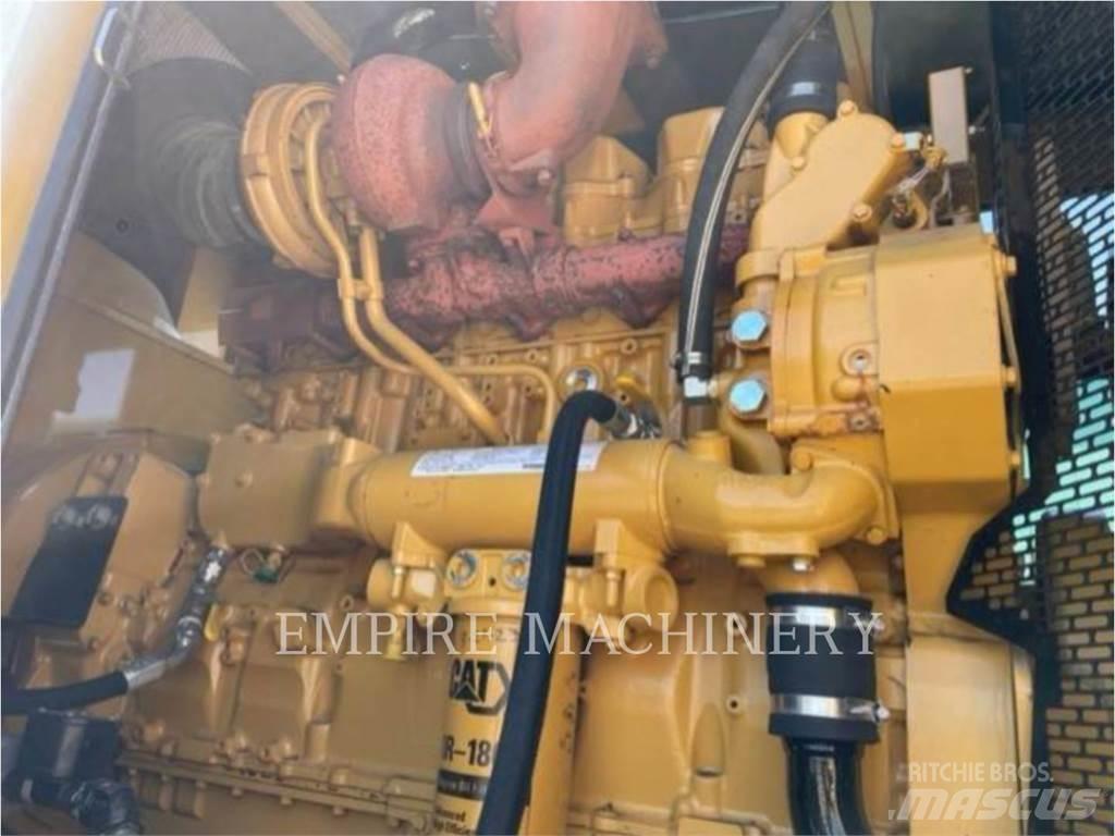 CAT C15 Dyzeliniai generatoriai