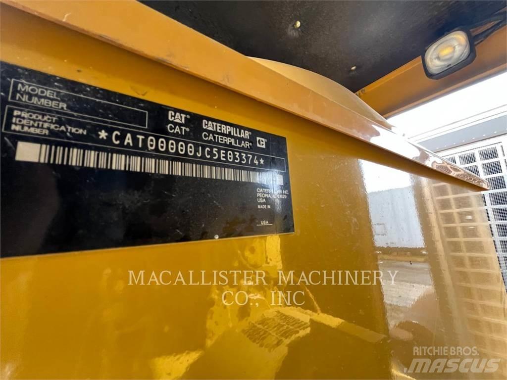 CAT C15 Dyzeliniai generatoriai
