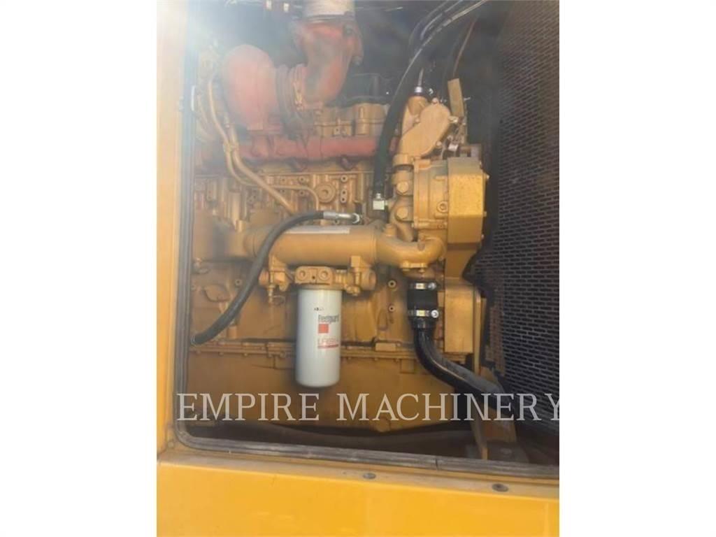 CAT C15 Dyzeliniai generatoriai