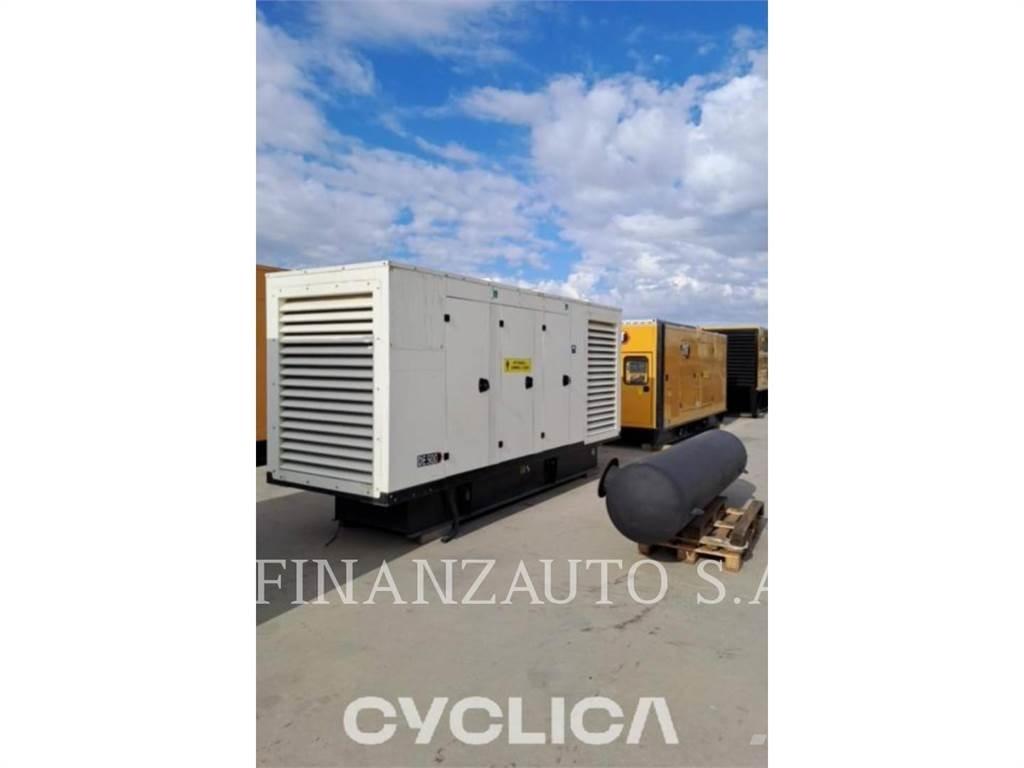CAT C15 PGAI Kiti generatoriai